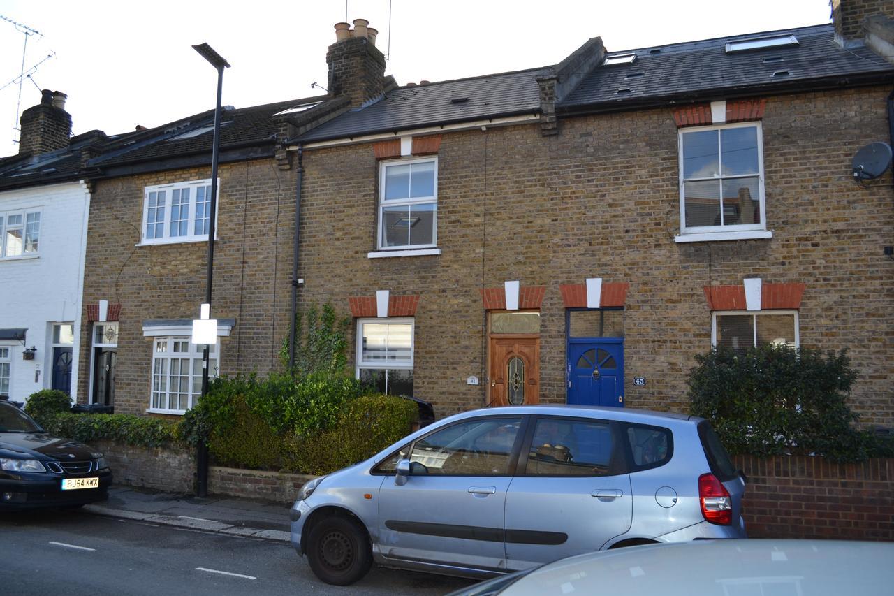 2 Bedroom House -ealing Feriehus London