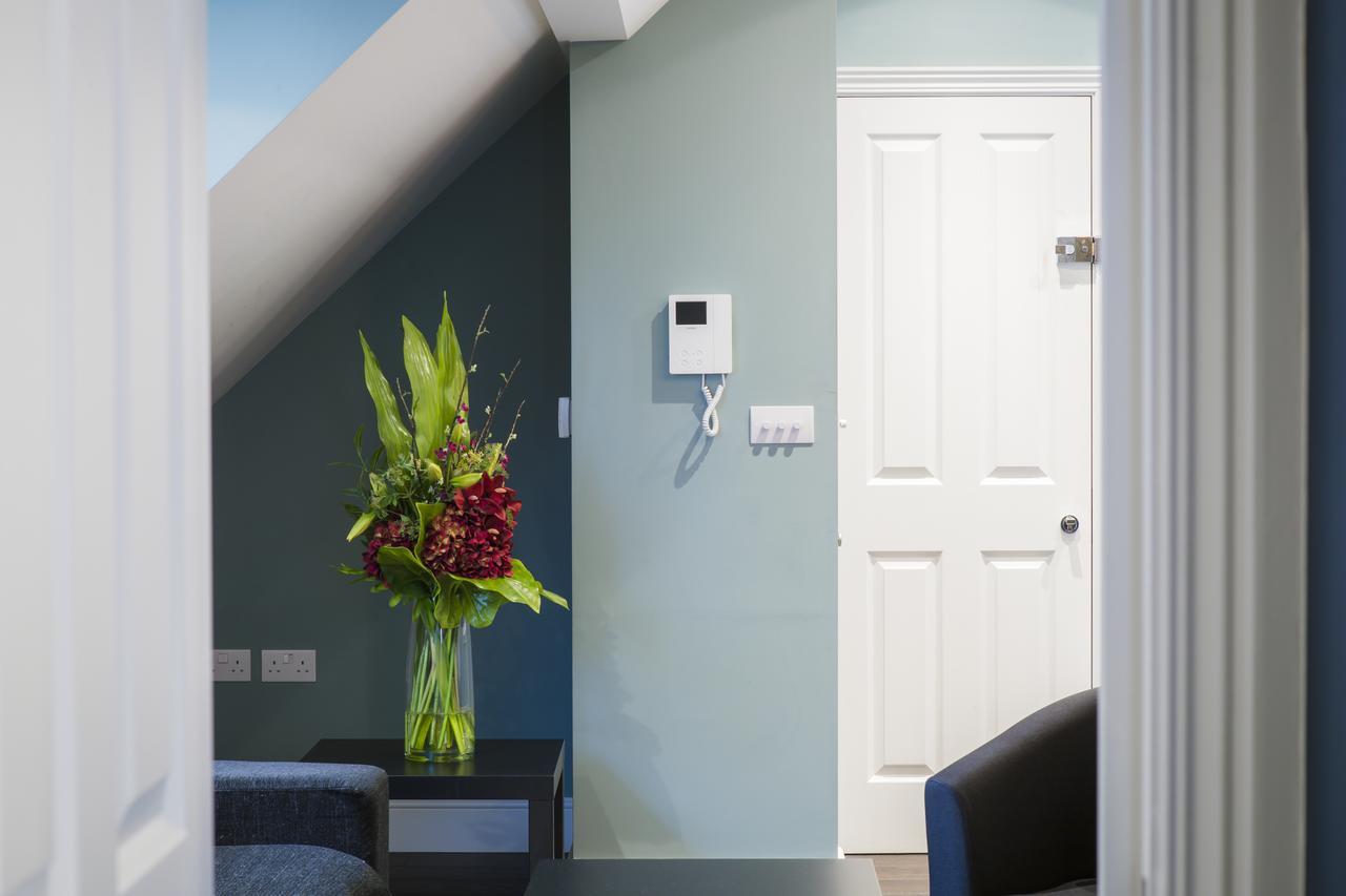 Elegant 1 Bed In Mayfair, Next To Hyde Park Lägenhet London