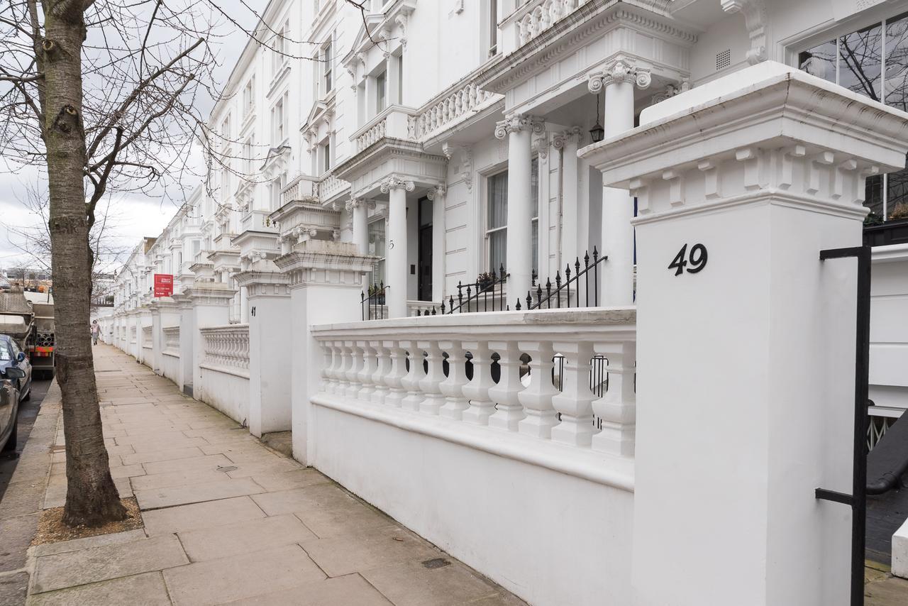Palace Gardens Terrace - * Londen