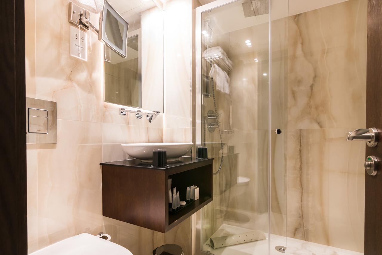 The Devonshire 4* London