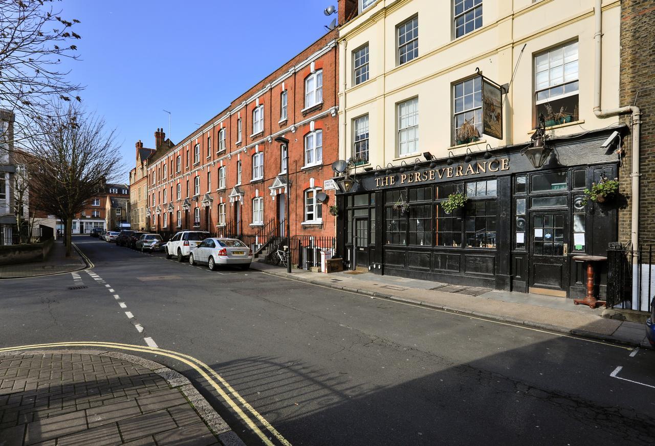 Shroton Street Apartments Apartment