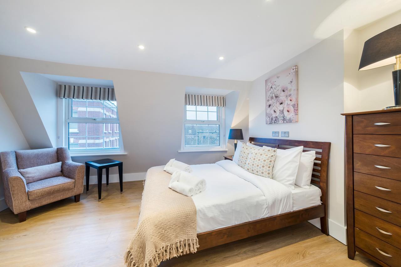 Shroton Street Apartments *