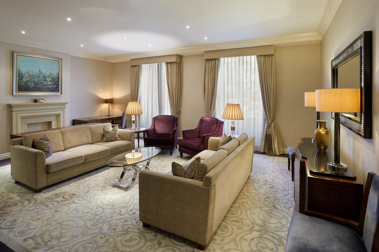 The Landmark 5*