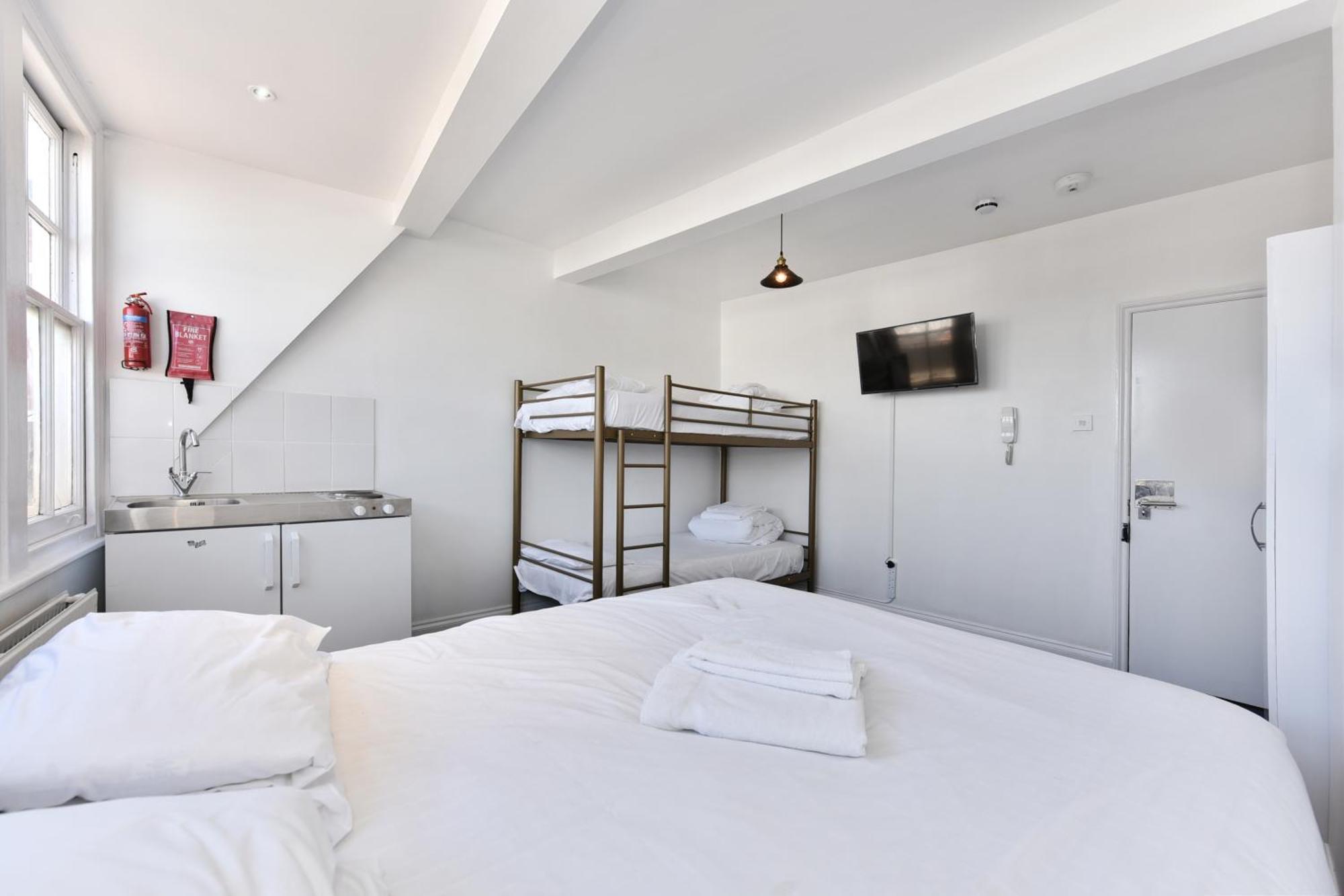Where To Sleep - Brixton High Street