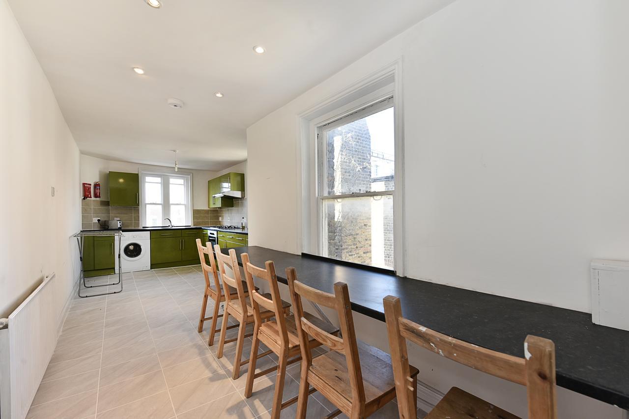 Where To Sleep - Brixton High Street Guest house 3*