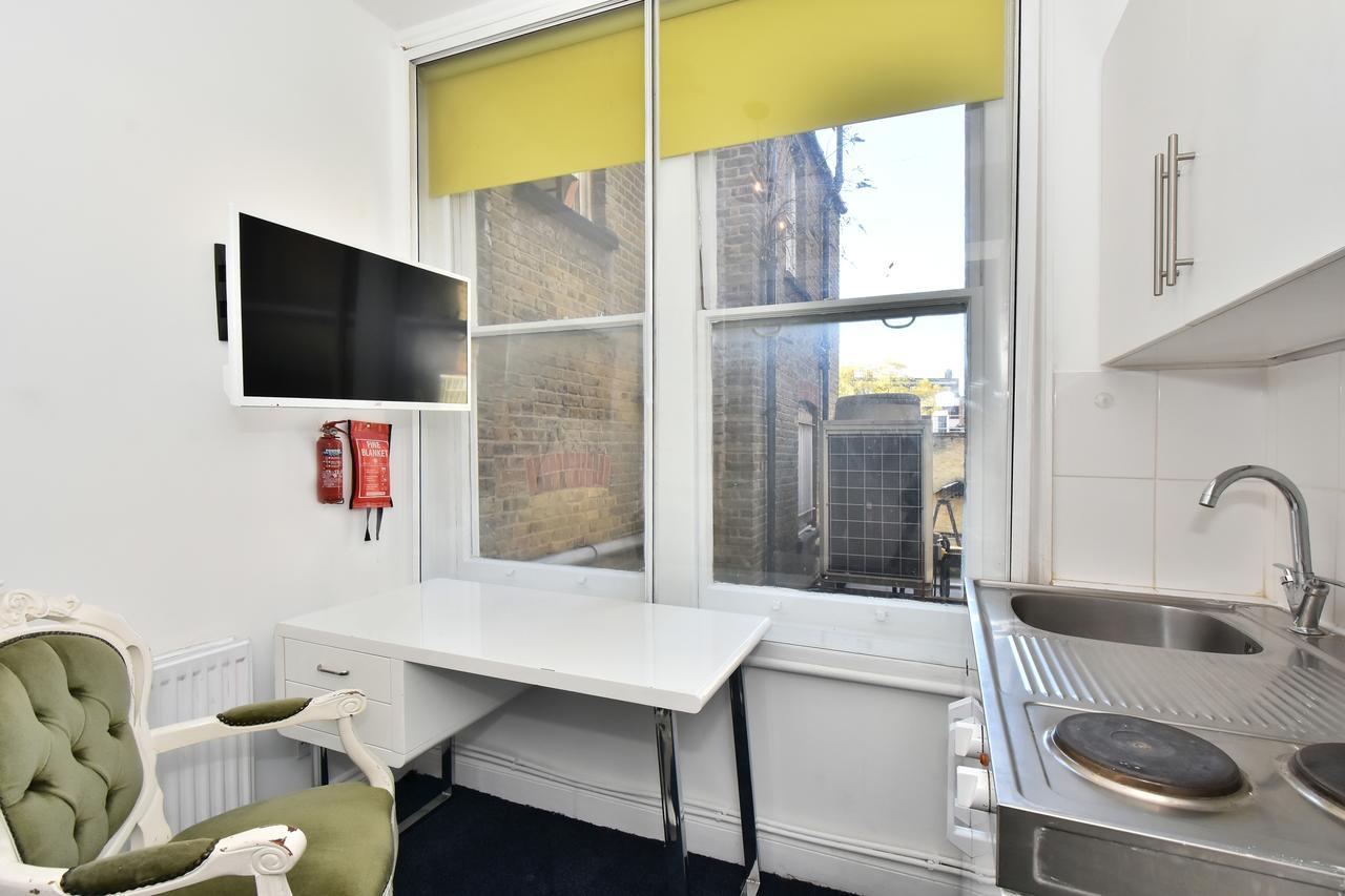 Where To Sleep - Brixton High Street Guest house