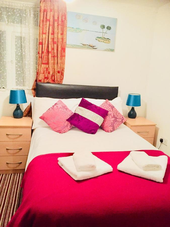 Metro House Star 2* London