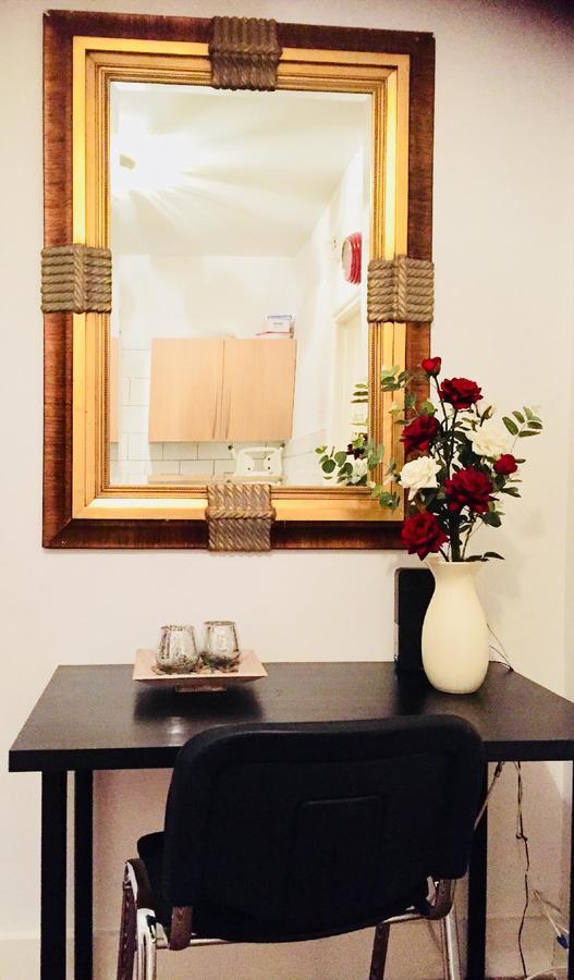 Hotel Metro House Star London