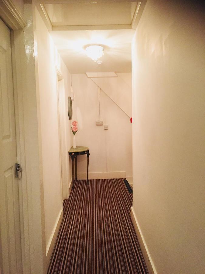 Metro House Star 2* London