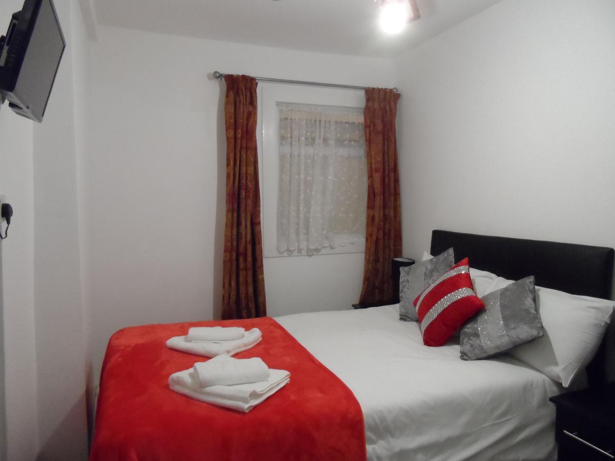 Metro House Star 2* London