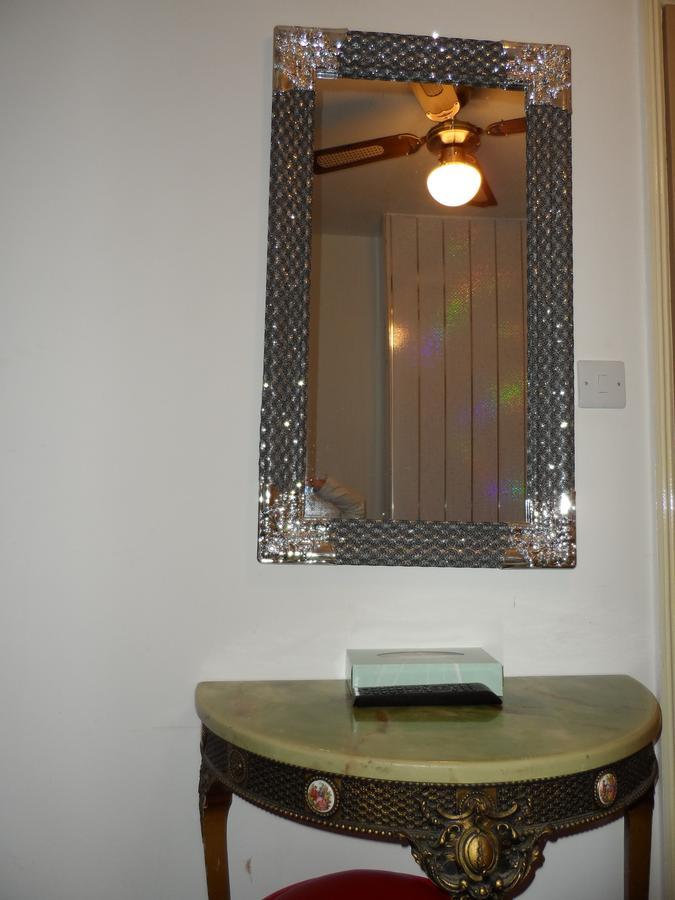 Metro House Star London