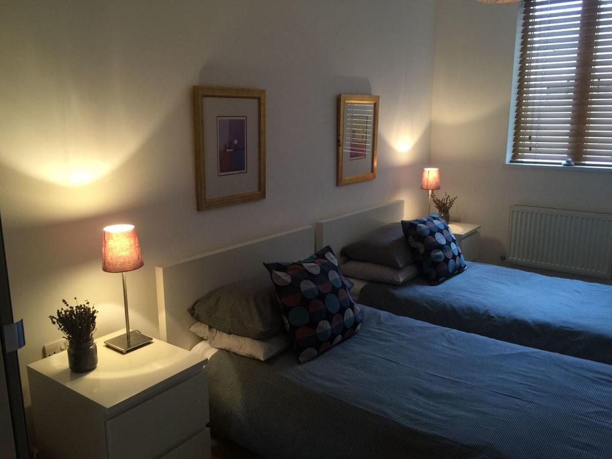 Lets In Greenwich Apartment London