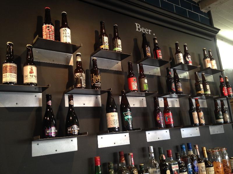 Publove @ The Exmouth Arms, Euston Hostel London