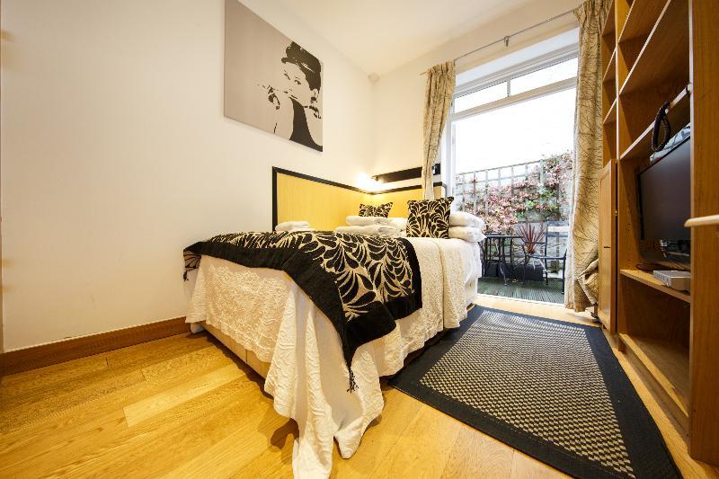 Apartment Studios2let