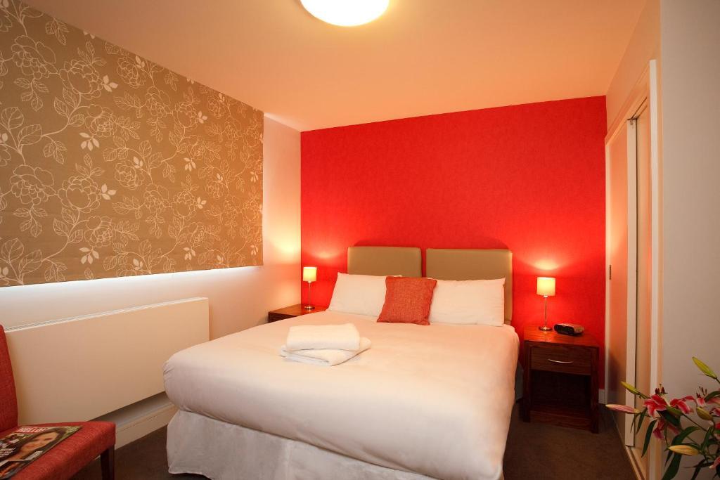 Saco Holborn – Lamb’s Conduit St 4*