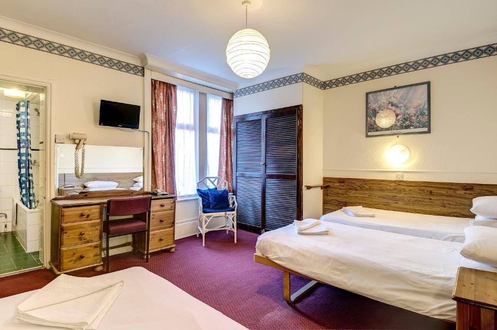 Mowbray Court 3*