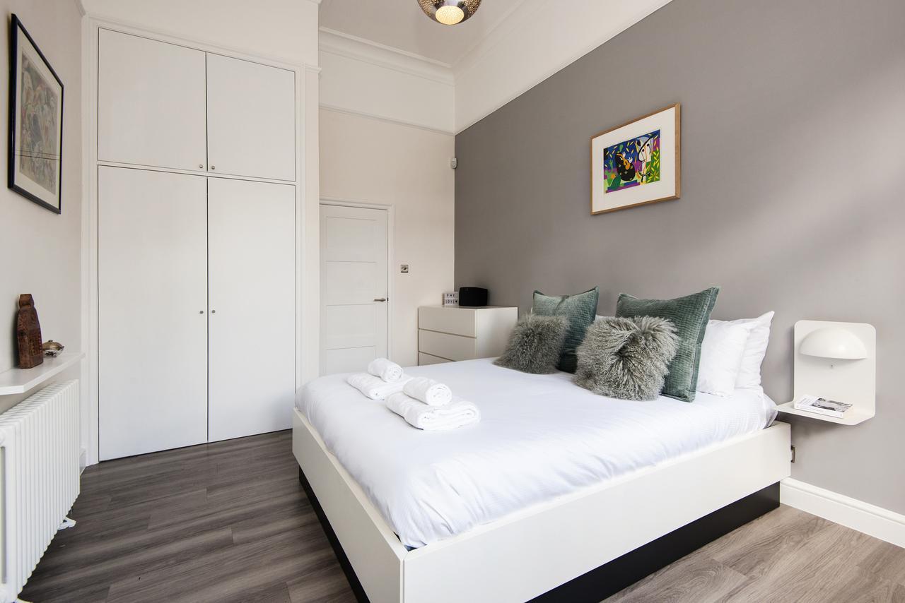 Luxurious Hampstead With Gorgeous Garden Apartment London