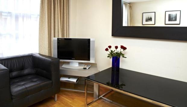 Cumberland Apartment