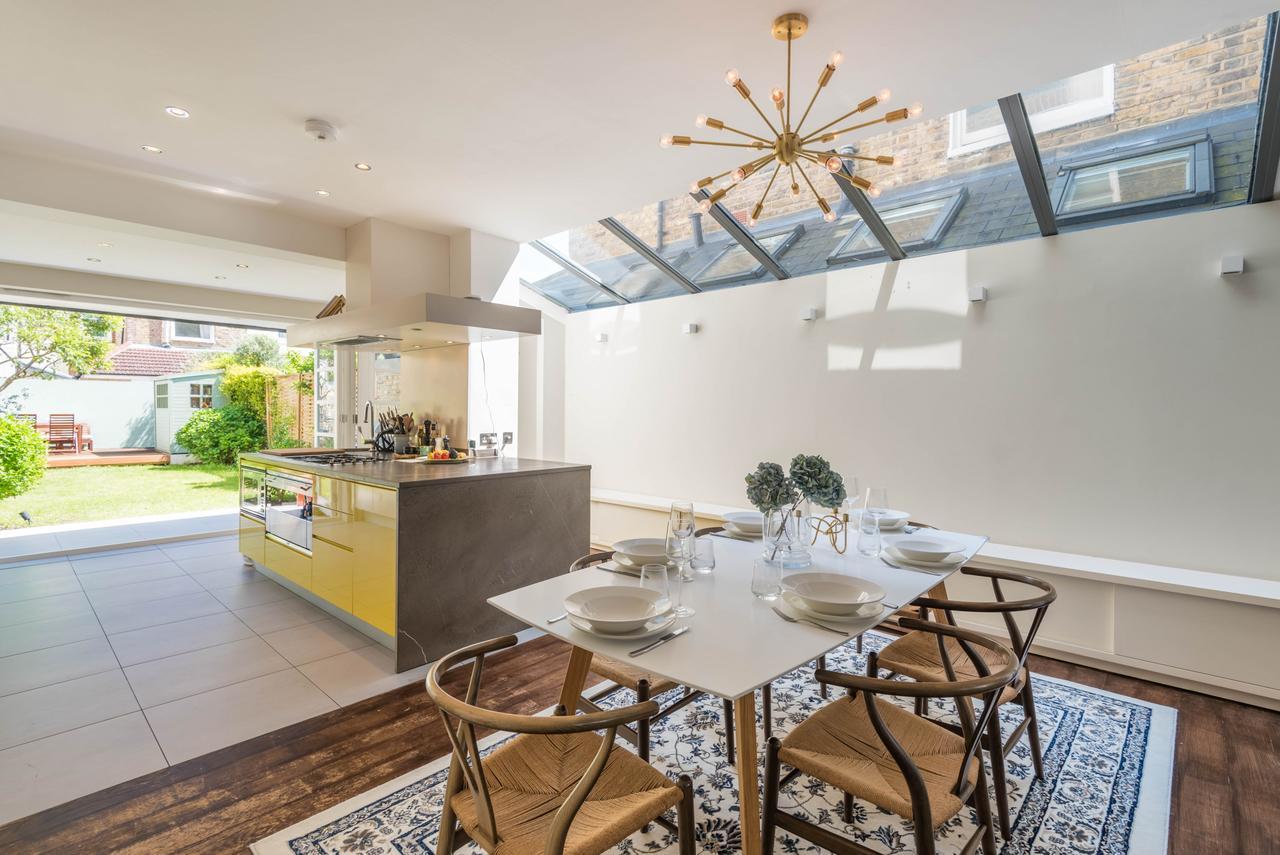 Ferienhaus Lavish Nordic Styled Fulham By The Thames *