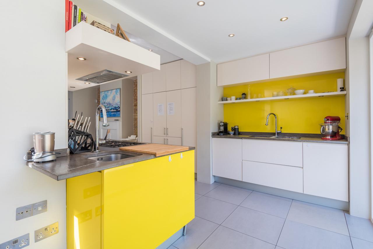 Lavish Nordic Styled Fulham By The Thames Ferienhaus London