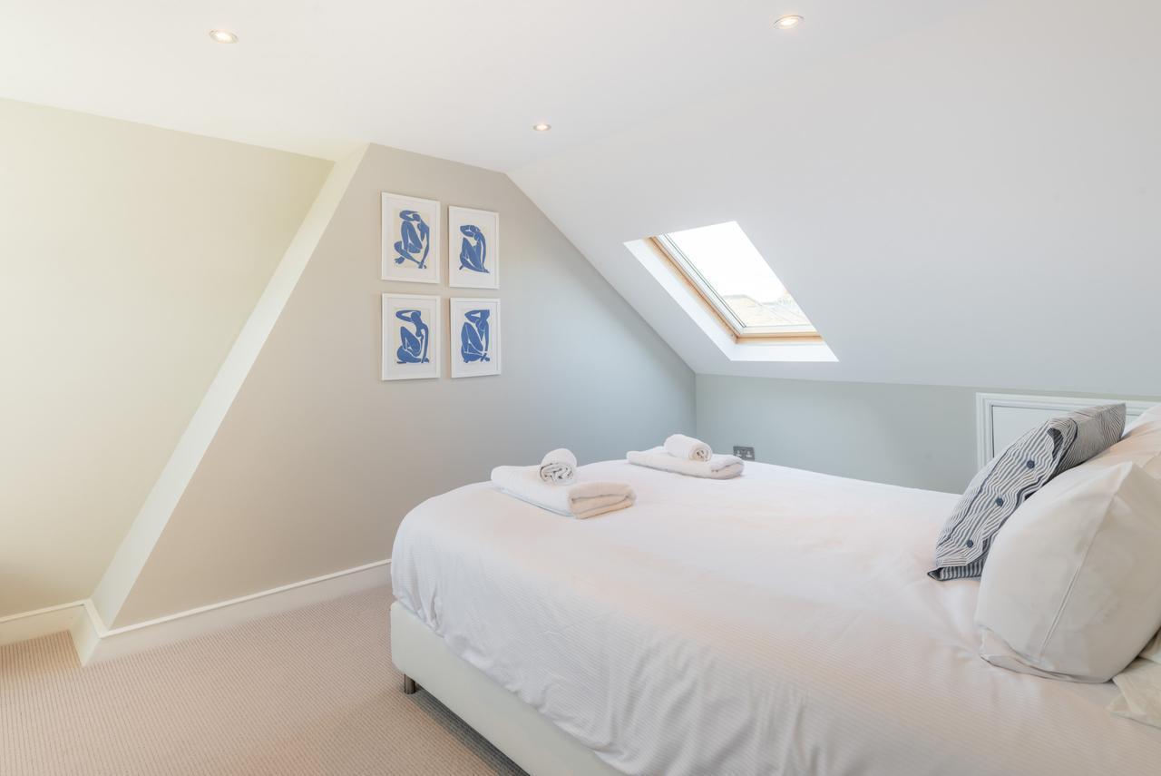 Lavish Nordic Styled Fulham By The Thames * London