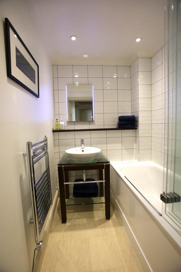 Gorgeous In Kensington Olympia Appartamento