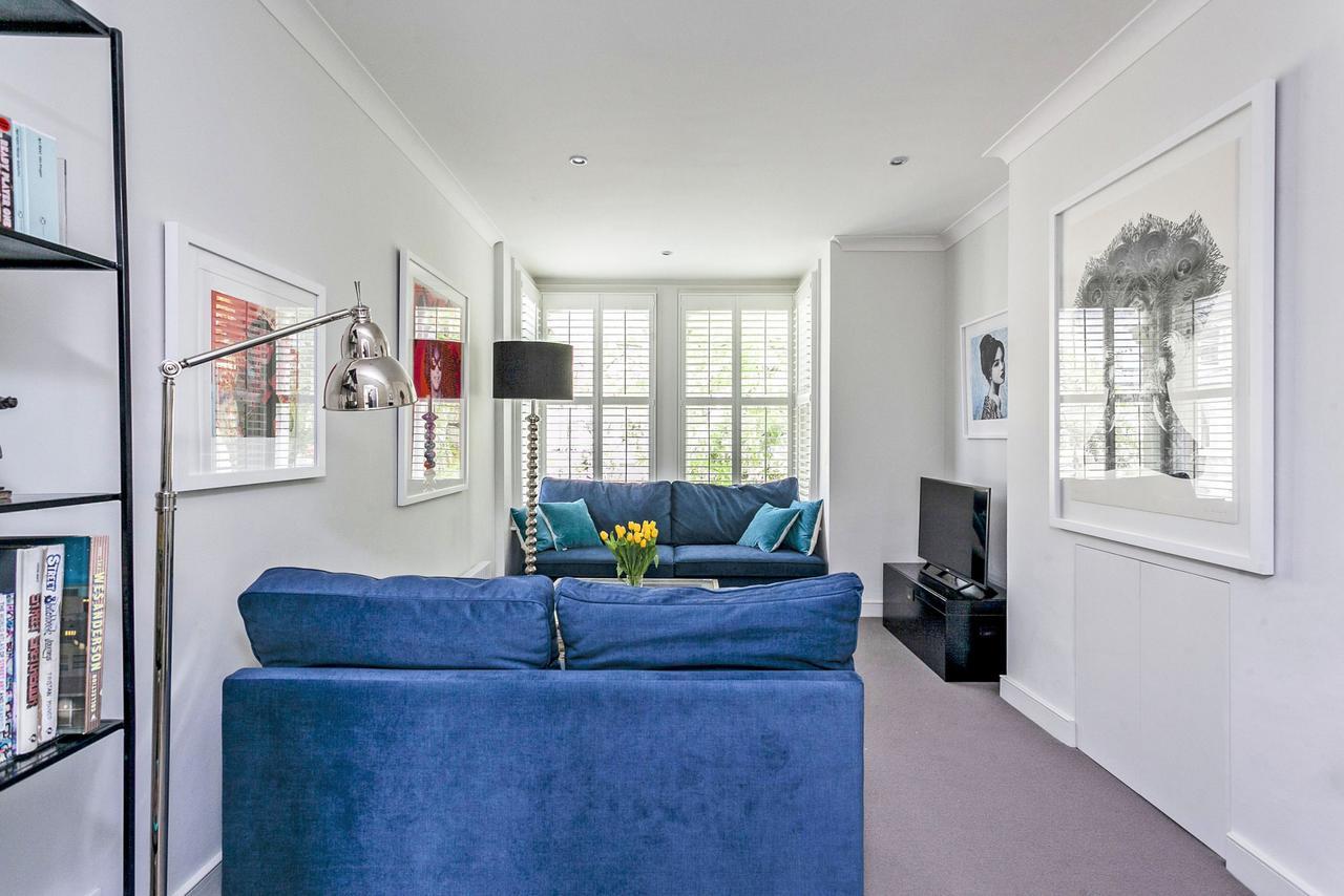Apartment Elegant Shepherds Bush By Kensington Olympia By Underthedoormat