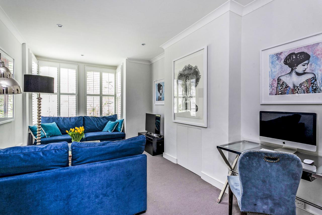 Apartment Elegant Shepherds Bush By Kensington Olympia By Underthedoormat