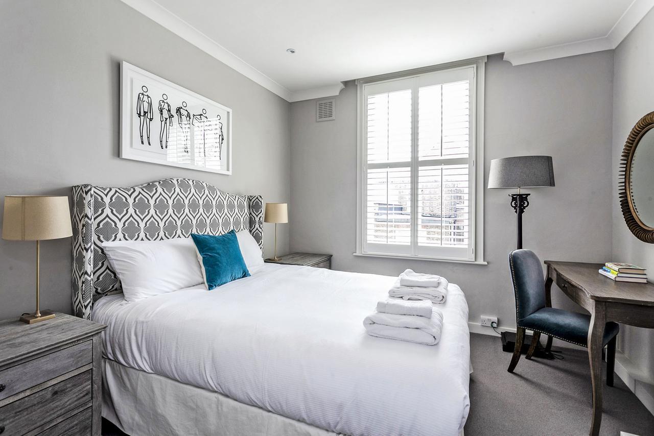 Apartment Elegant Shepherds Bush By Kensington Olympia By Underthedoormat *