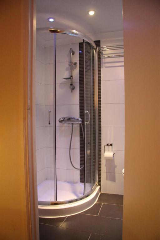 Admiral At Park Avenue 3* London