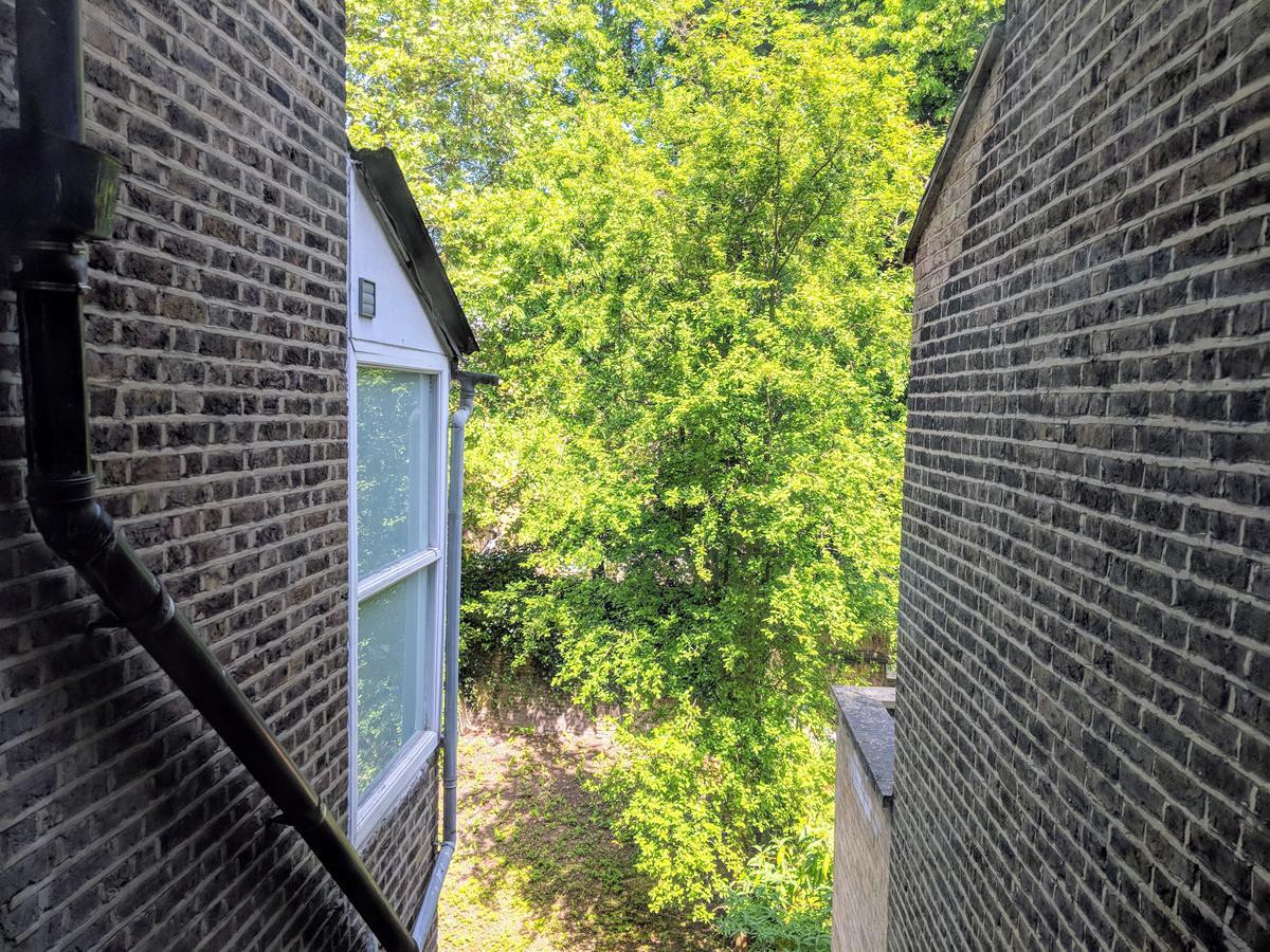 Holland Park Lifestyle * London
