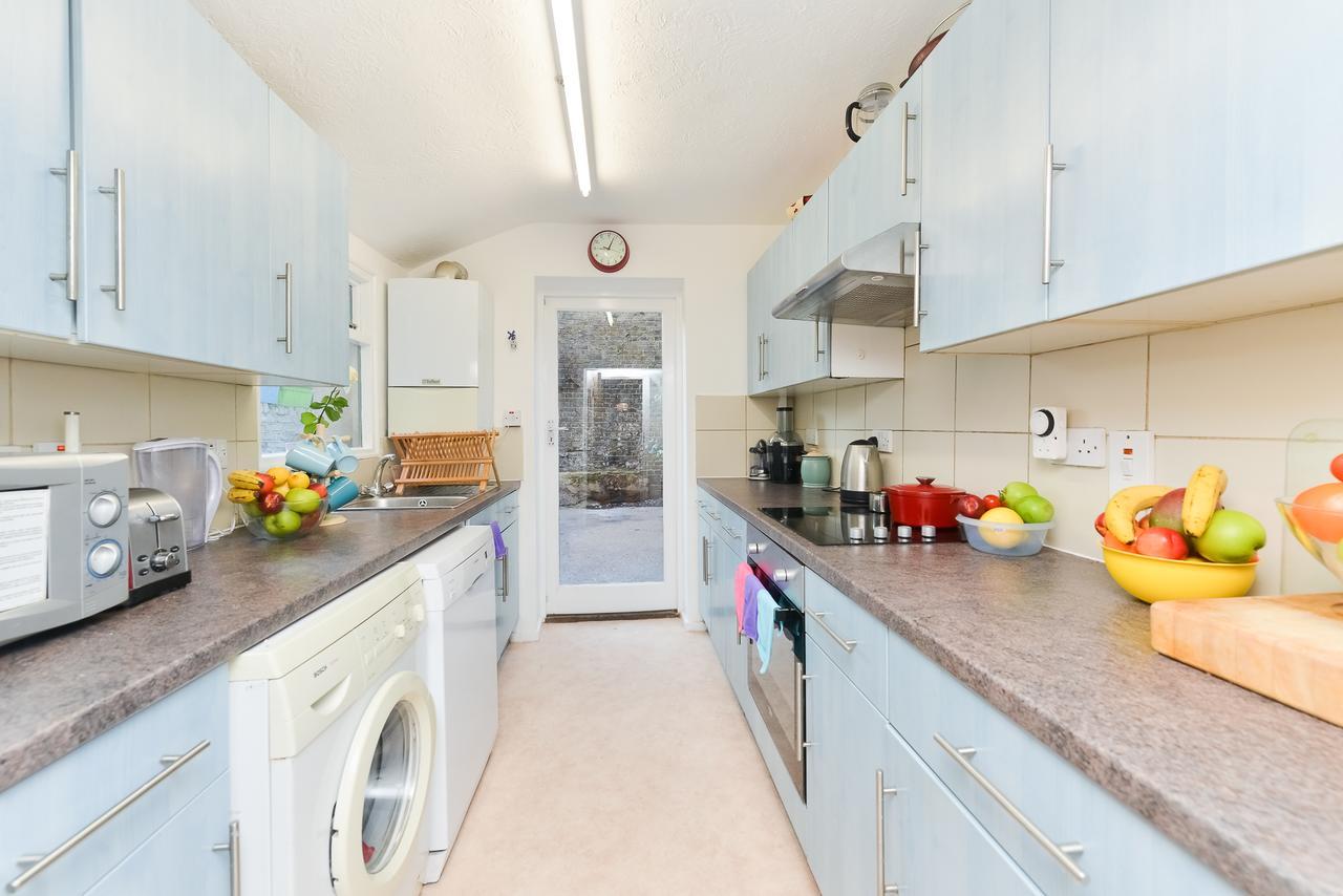 Raspberry Lodge Guest house London