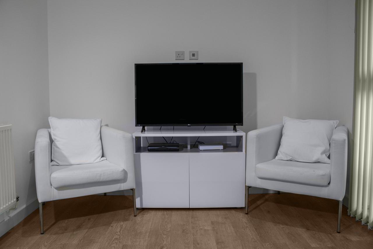 West Side -brentford, Appartement Londen