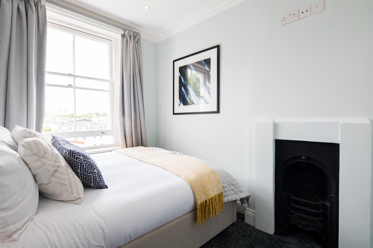 Lancaster Gate Hyde Park By Collection *