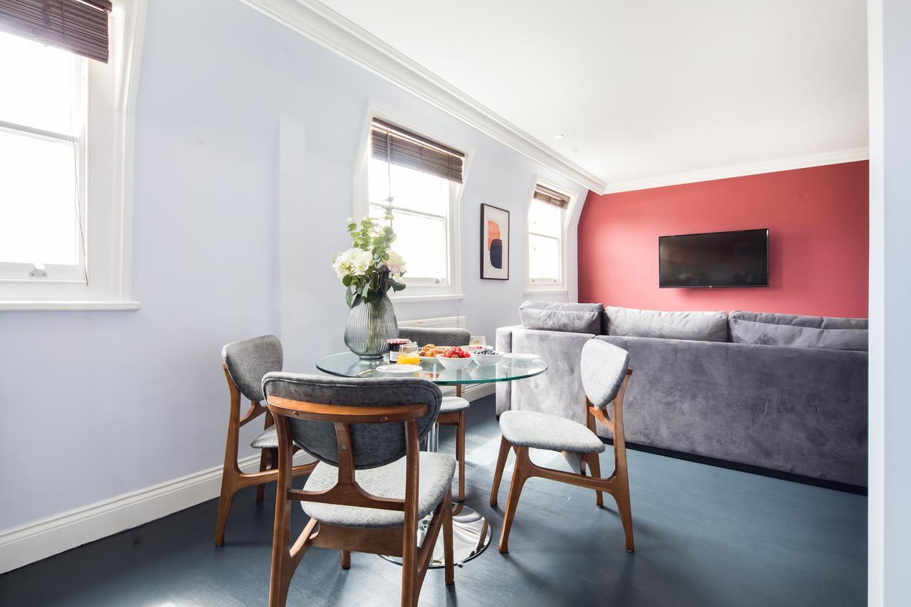 Lancaster Gate Hyde Park By Collection *