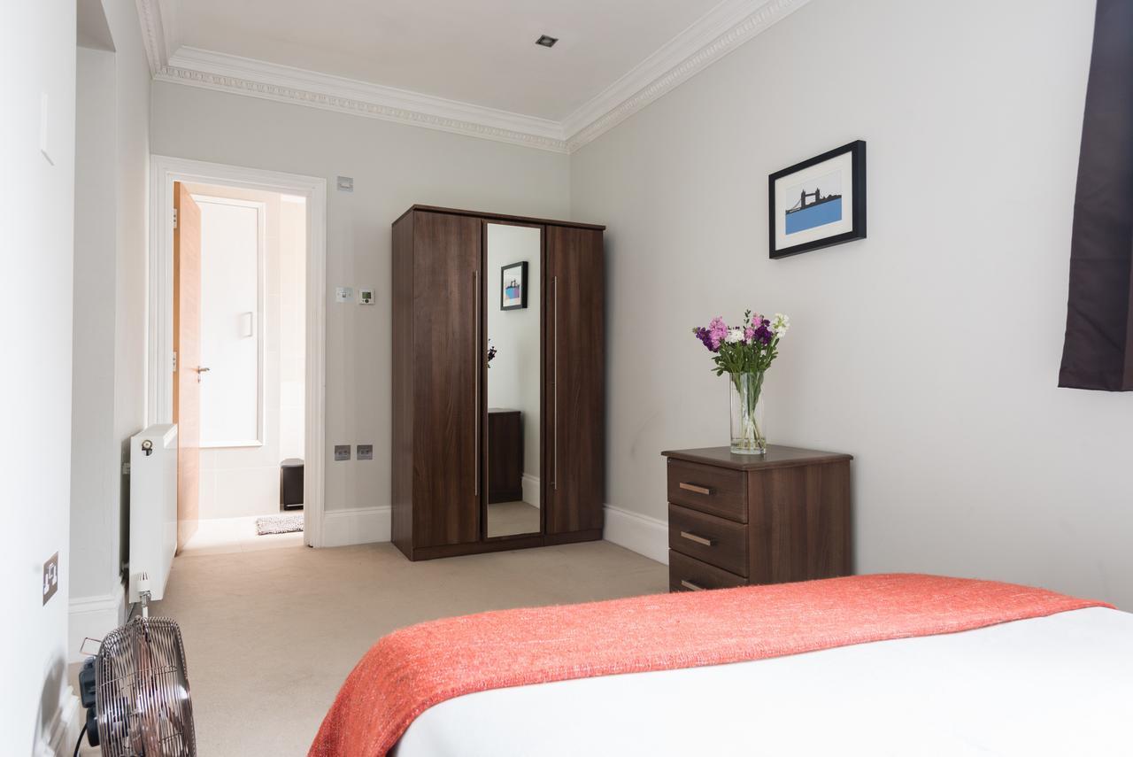 Second Nest Regents Park Apartment London