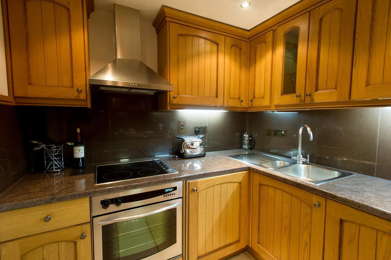 9 Hertford Street *