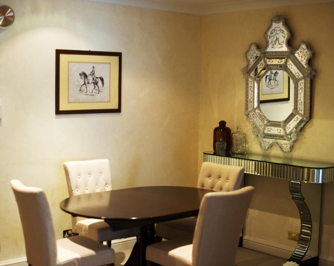 Apartment 9 Hertford Street *