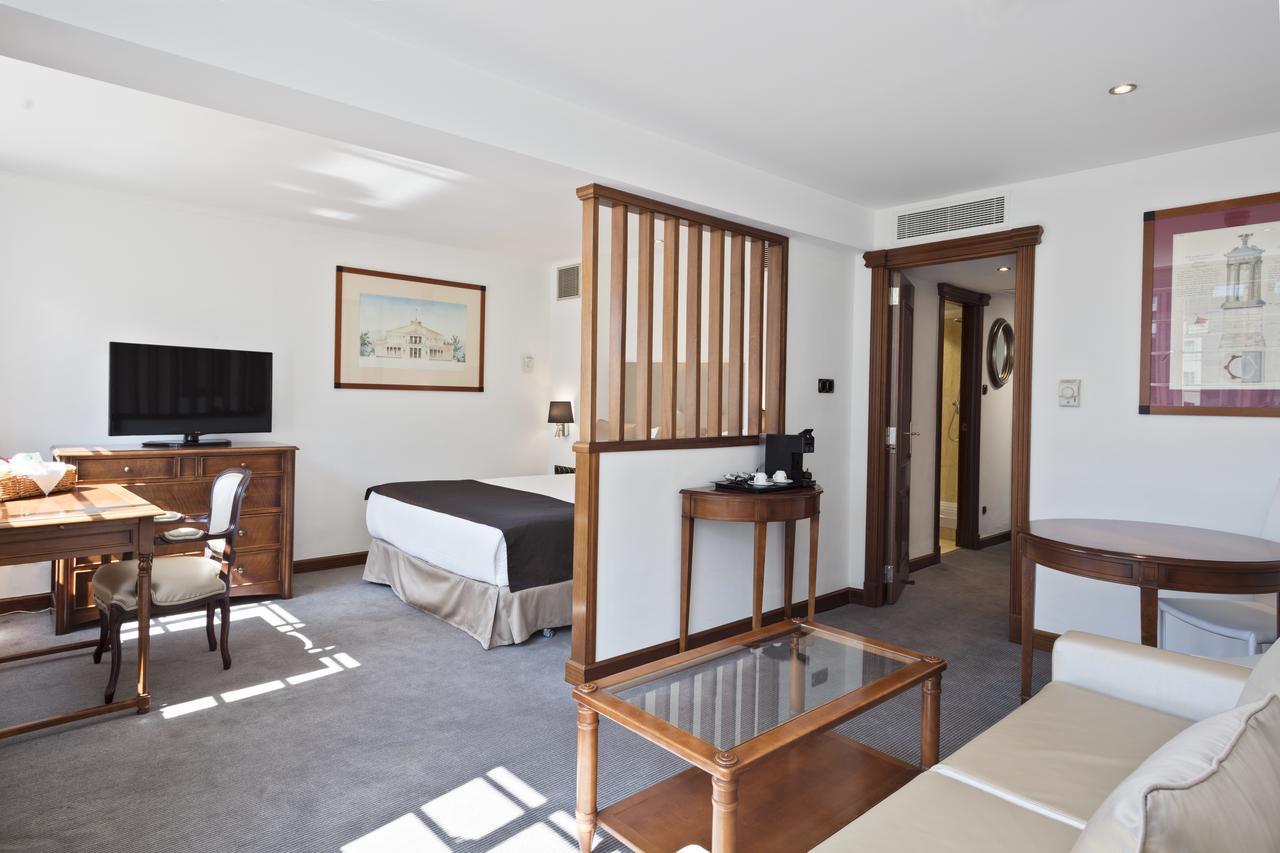 Aparthotel Meliá White House 4*