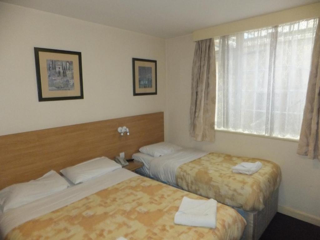 Colliers Guest house 2*