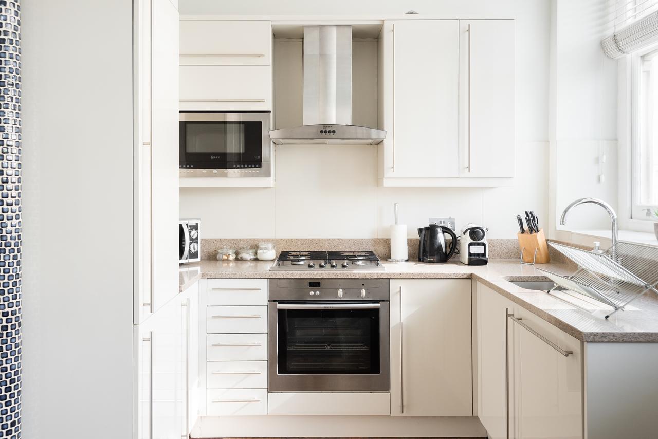 Apartment Second Nest Regents Park London