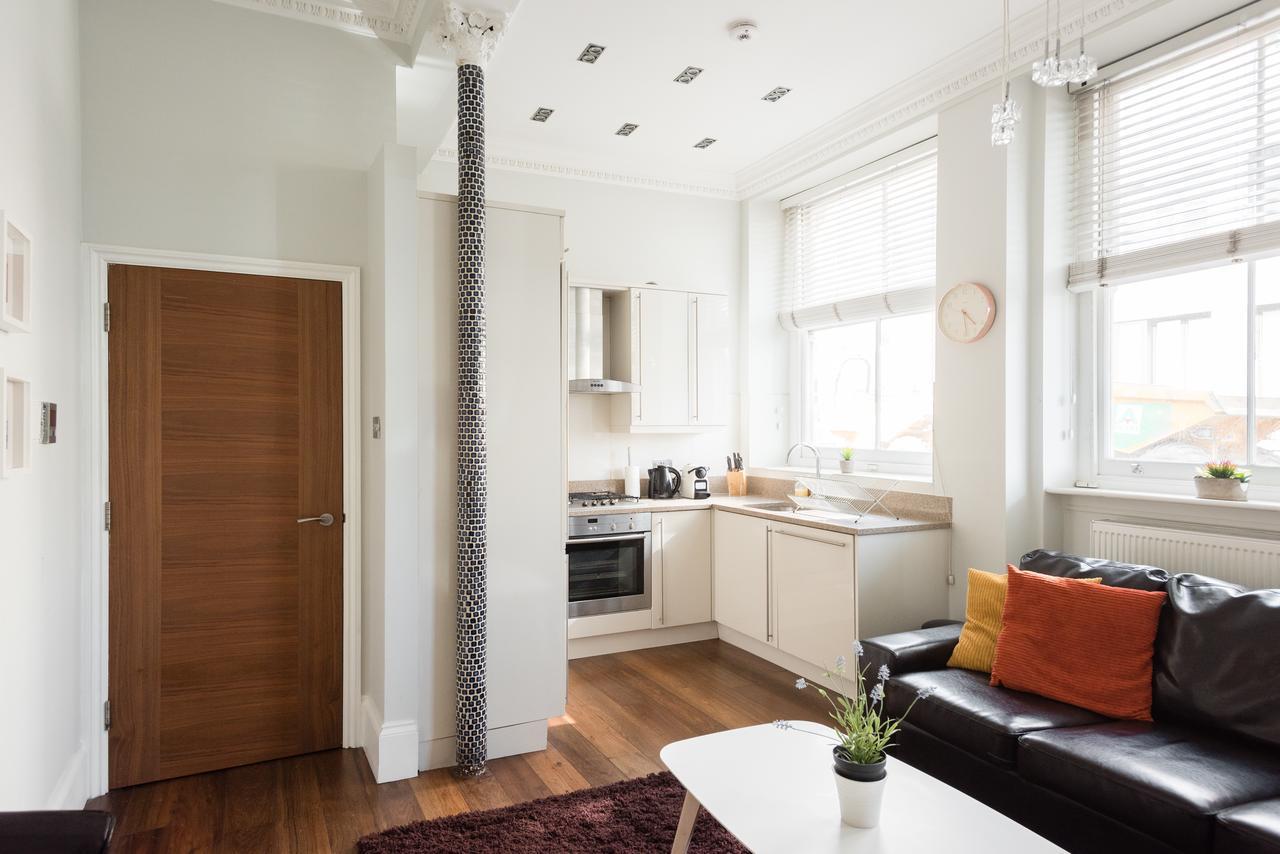 Apartment Second Nest Regents Park