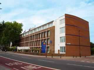 Hotel Holiday Express - Vauxhall Nine Elms, An Ihg