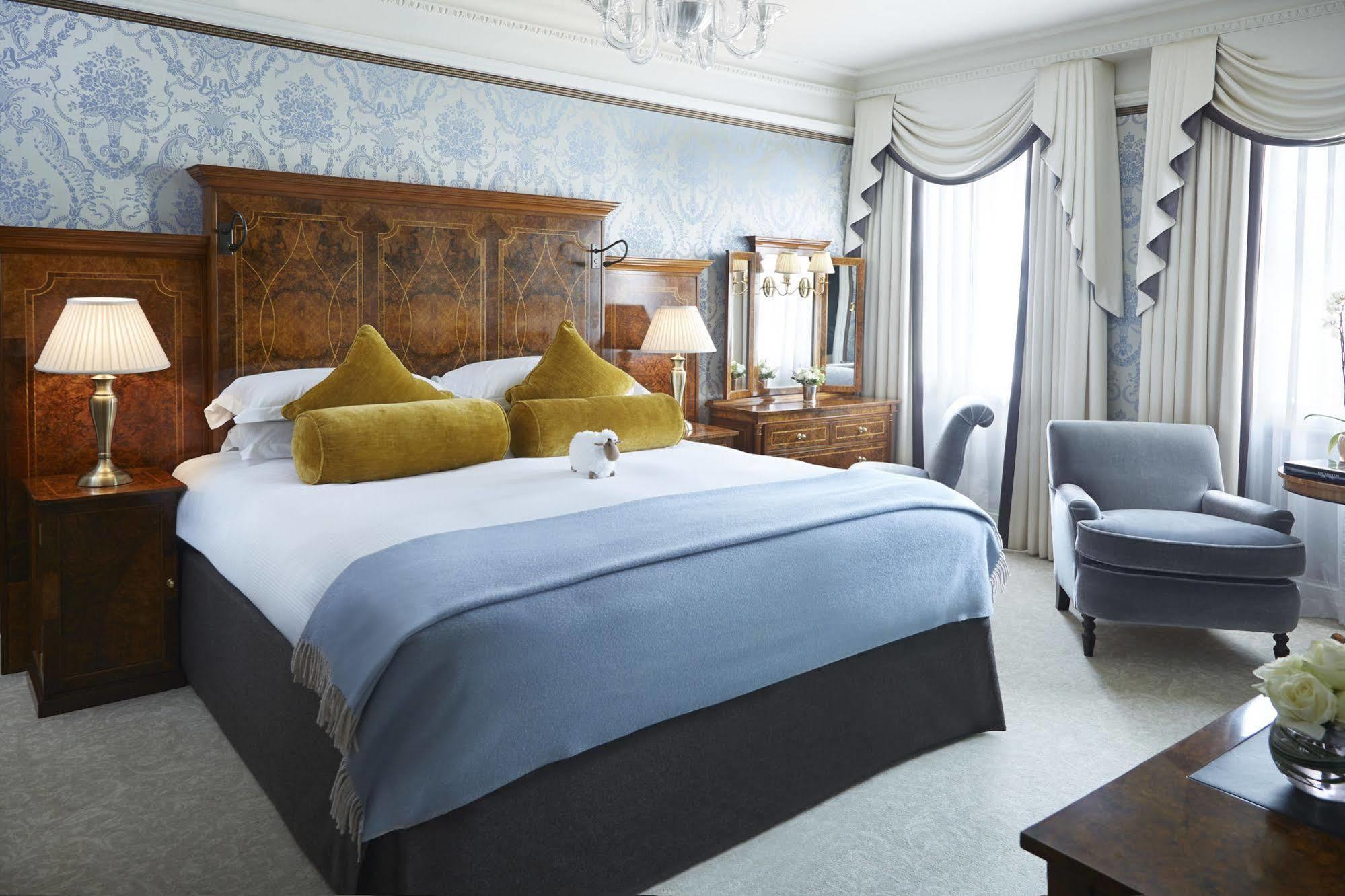 The Goring 5*