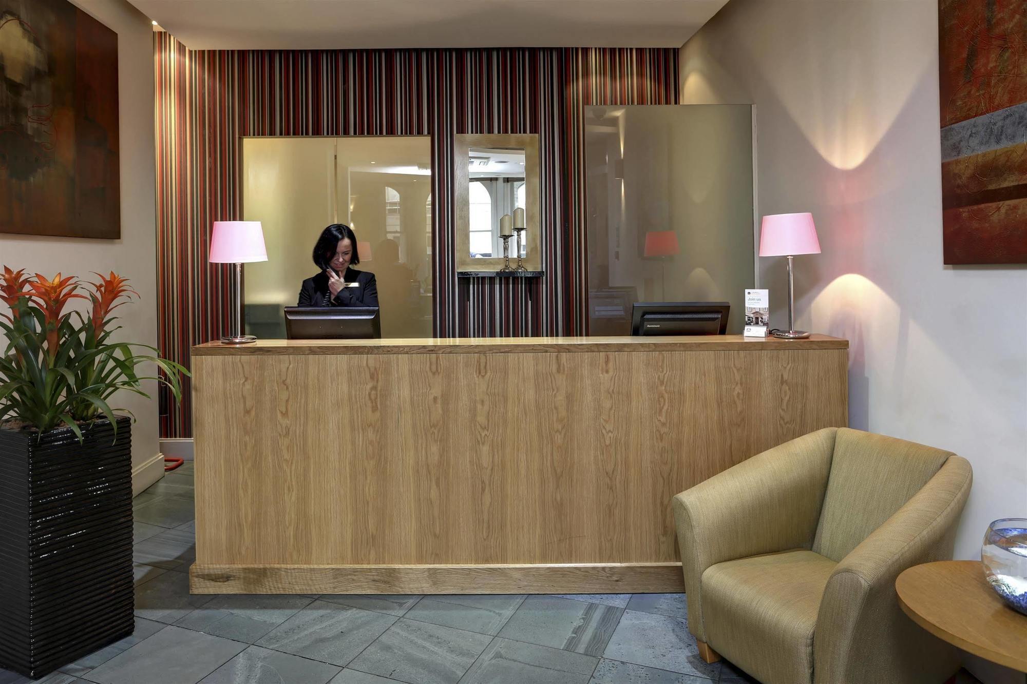 Hotel Ibis Styles Gloucester Road 3*