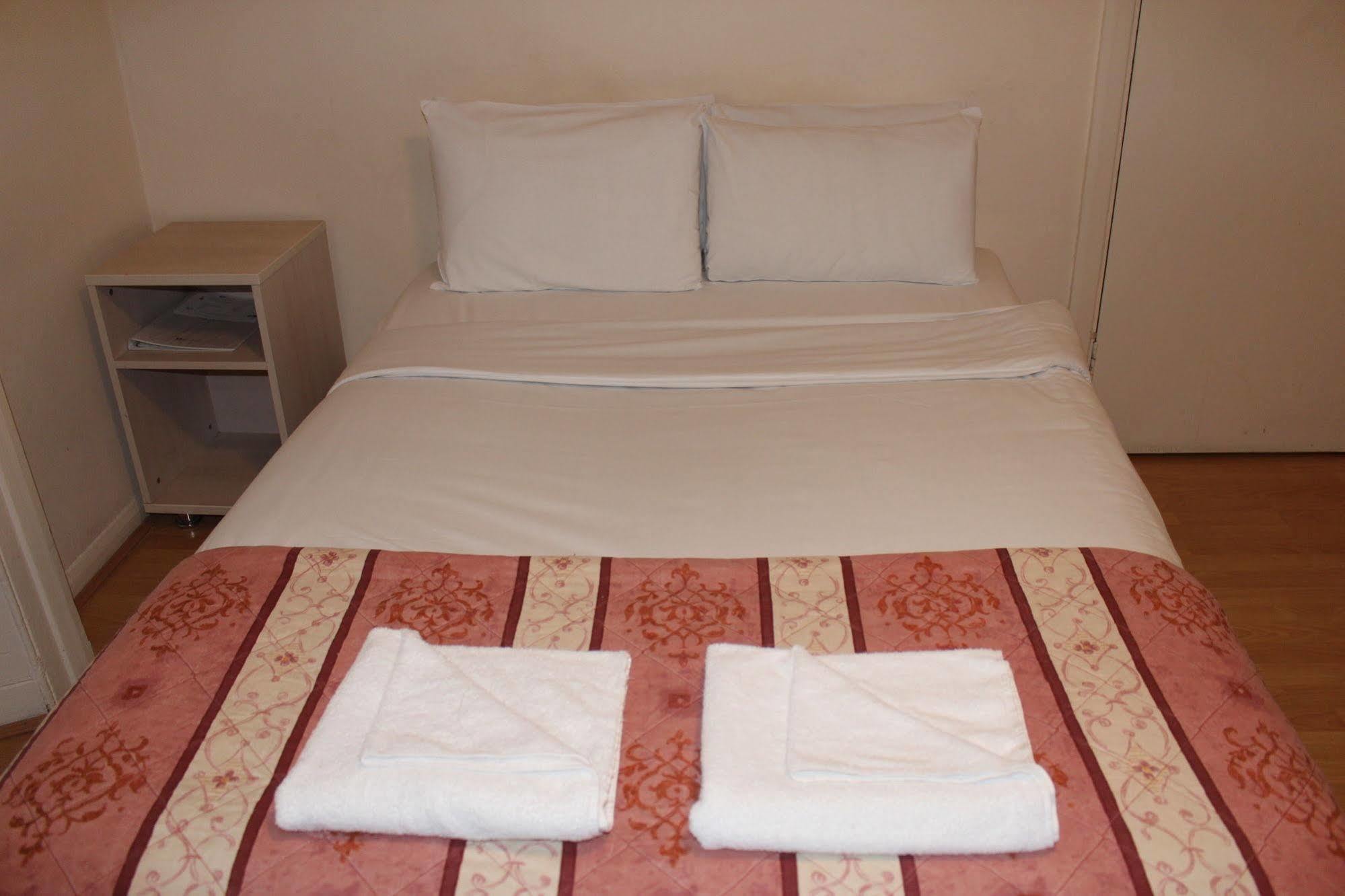 Belgrave House Guest house *