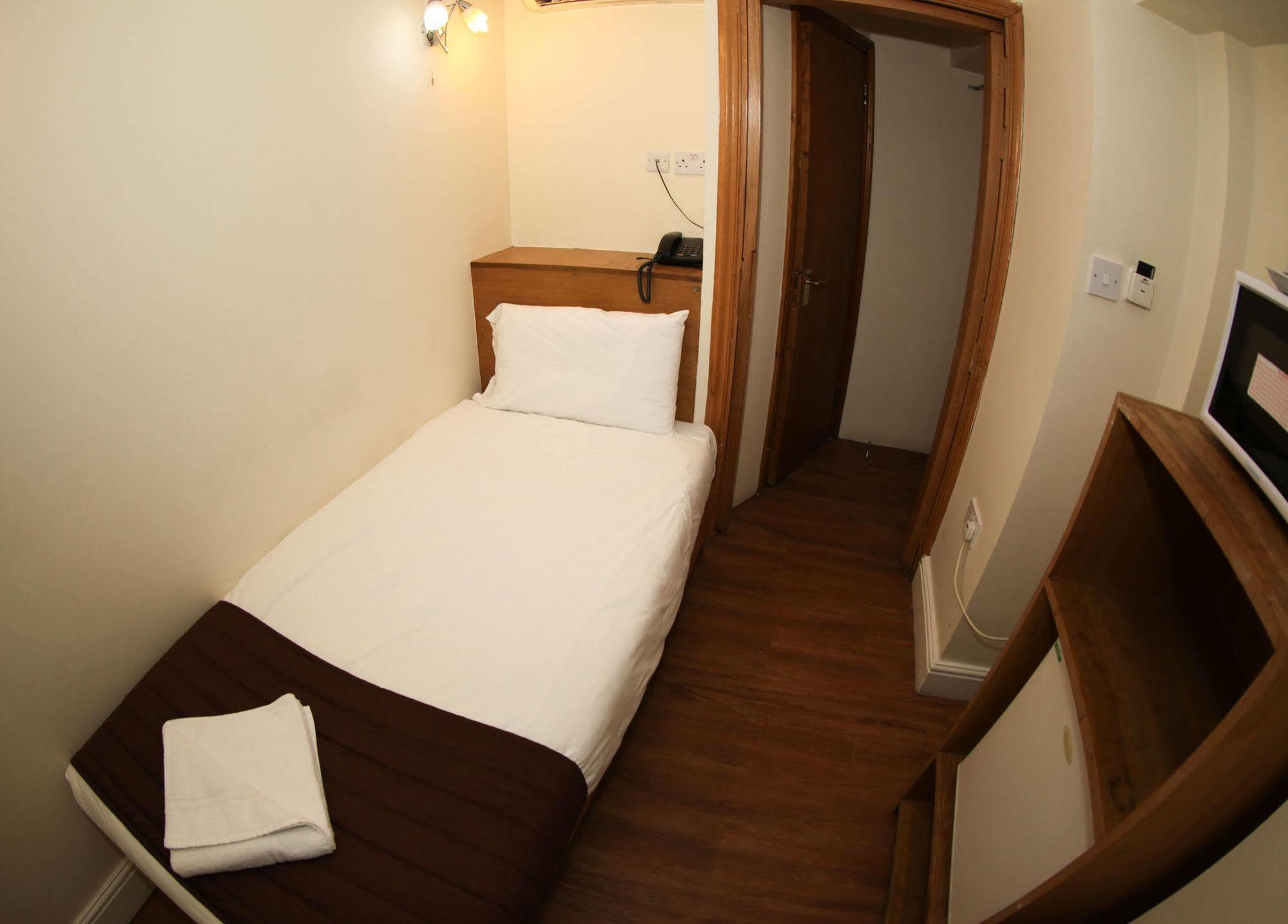 Kensington Gæstehus 3*