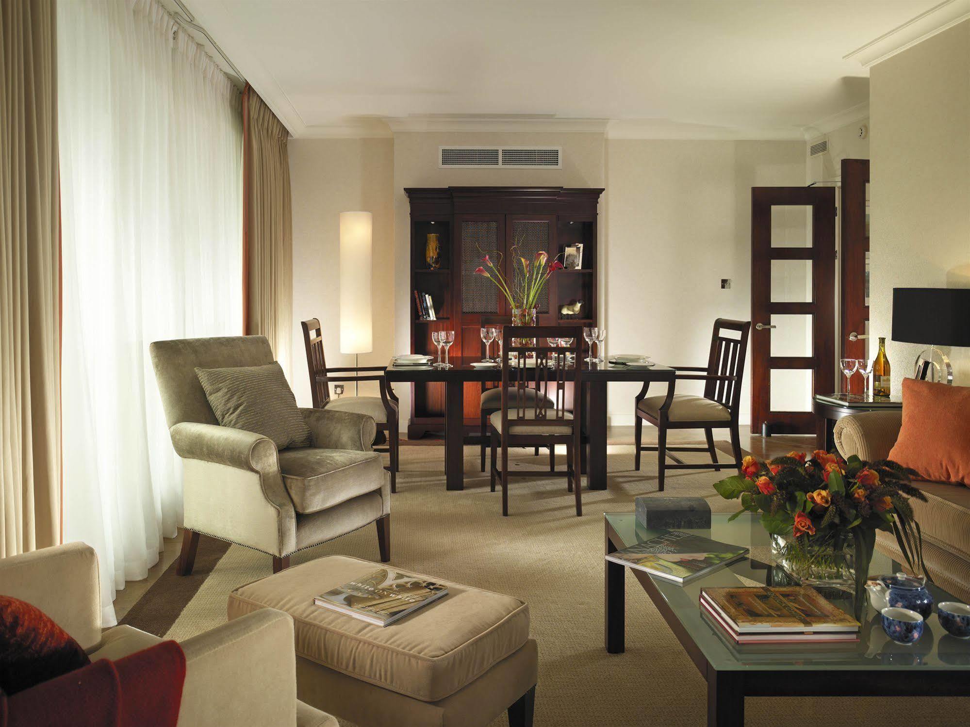 Cheval Gloucester Park At Kensington Leilighetshoteller 5*