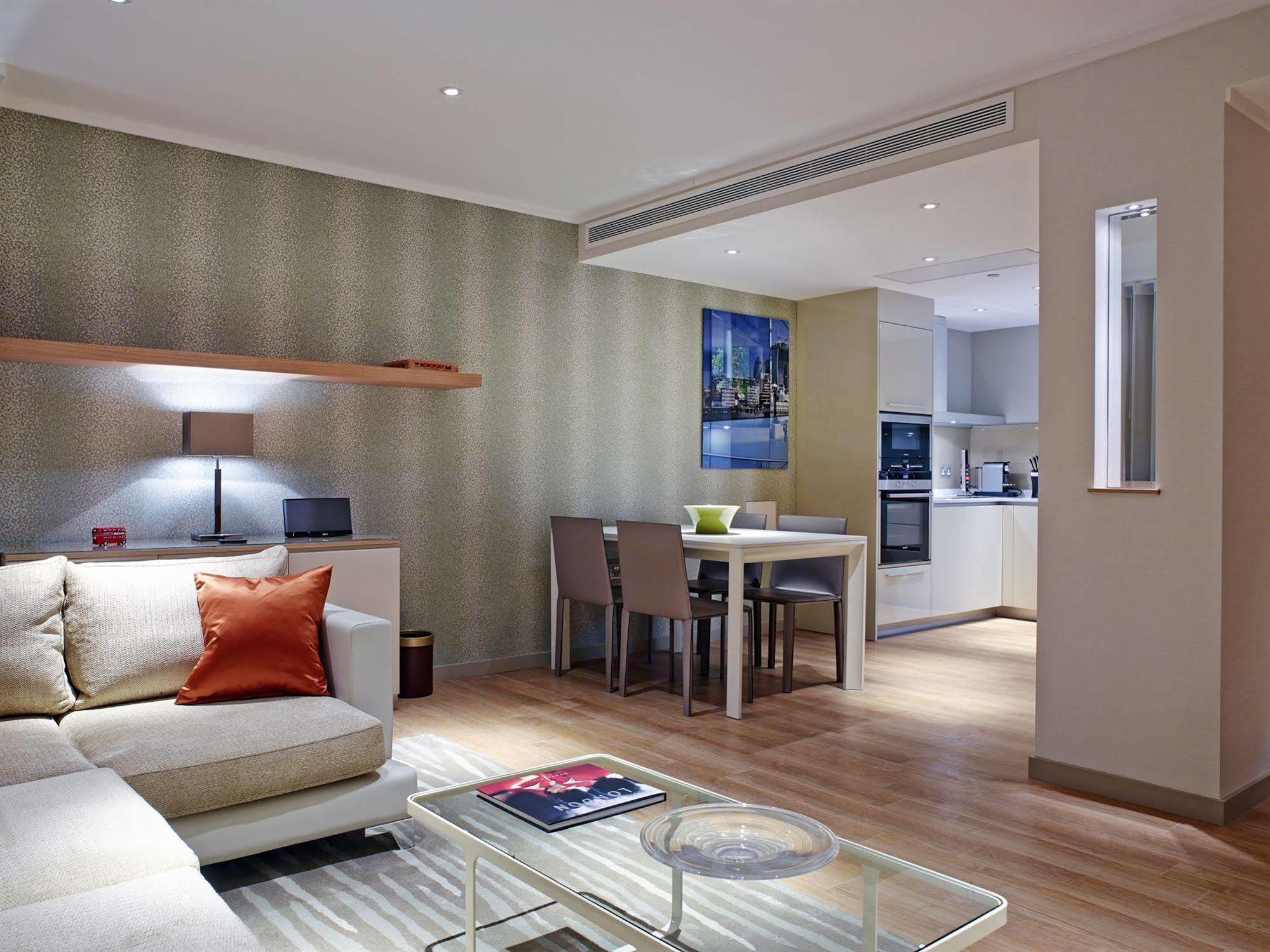 Appart hôtel Cheval Three Quays At The Tower Of 5*