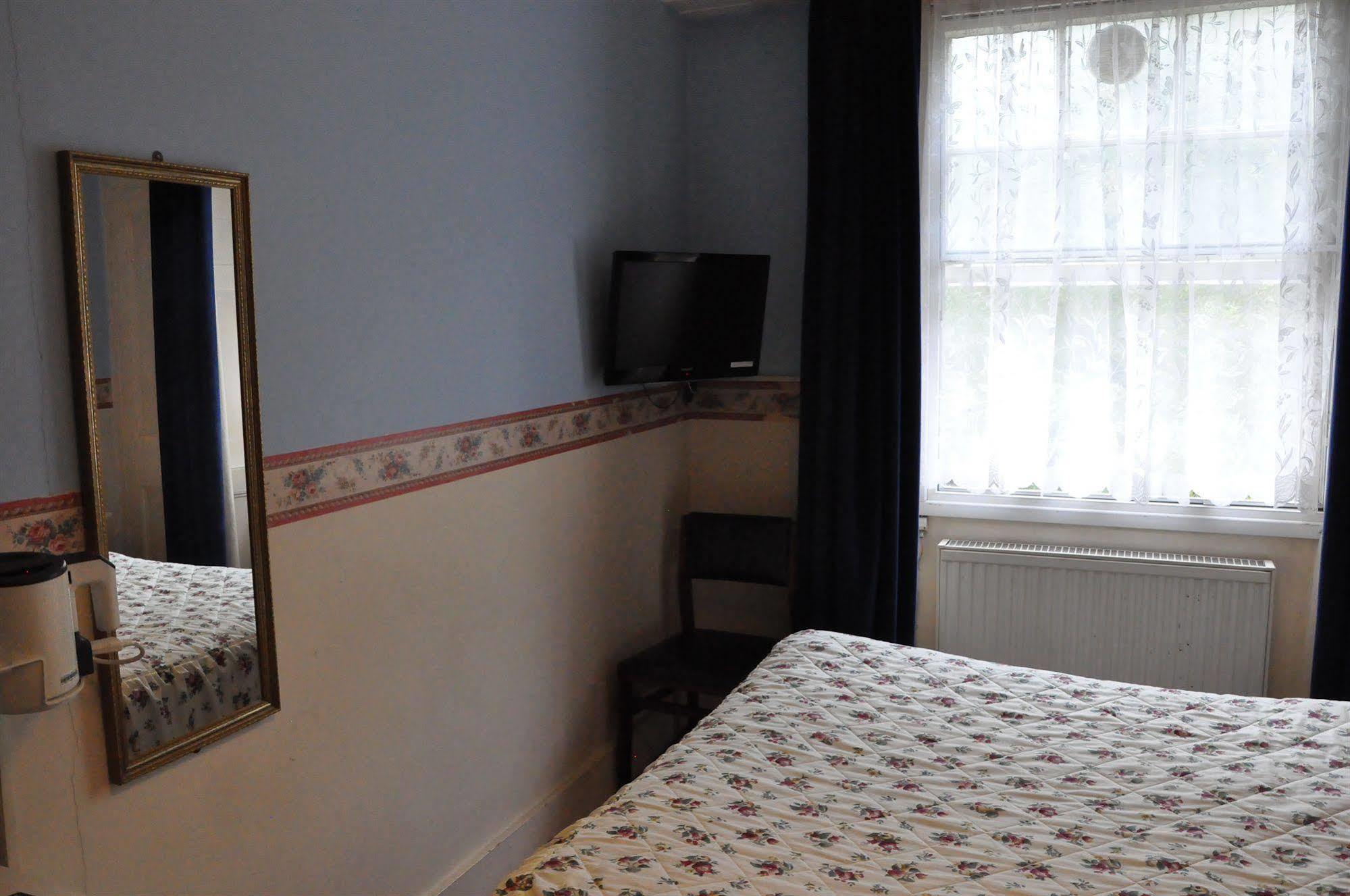 Hotel Albro House 2*